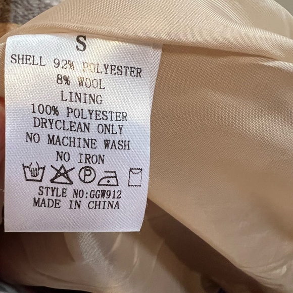 soft lined coat - Picture 2 of 3